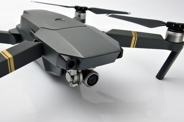 Dron z kamerą do nauki – jaki model wybrać?
